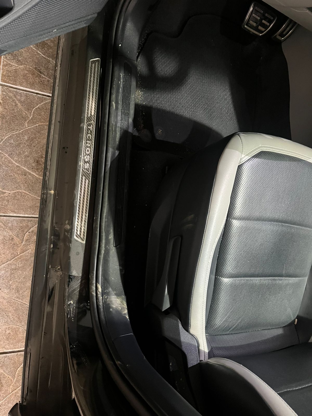 Interior premium - Pirata Lava Car