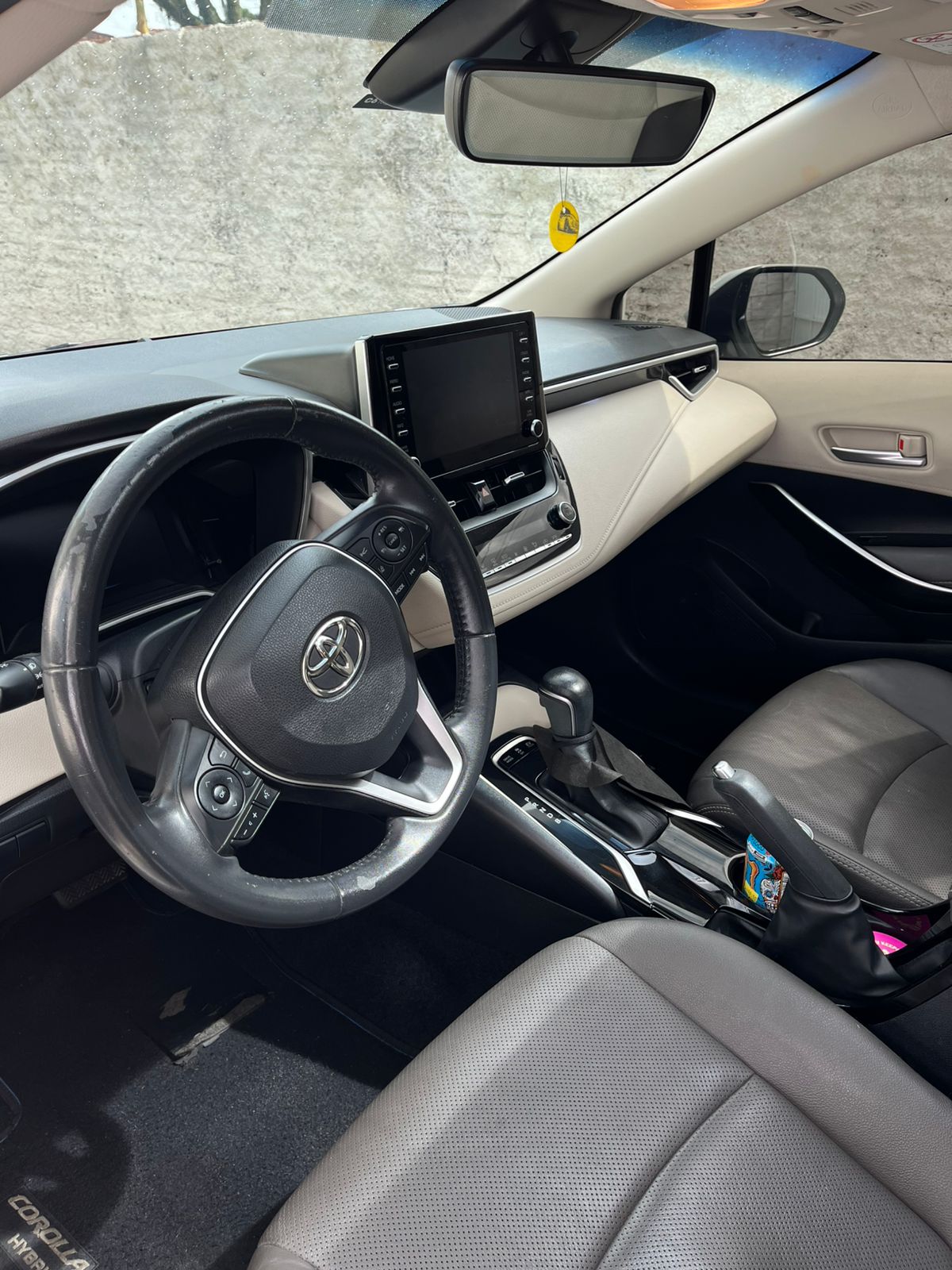 Bancos e carpetes limpos - Pirata Lava Car